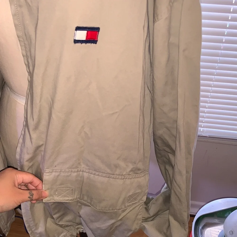 Vintage Tommy Hilfiger Men's Khaki Zip Jacket - Picture 5 of 7